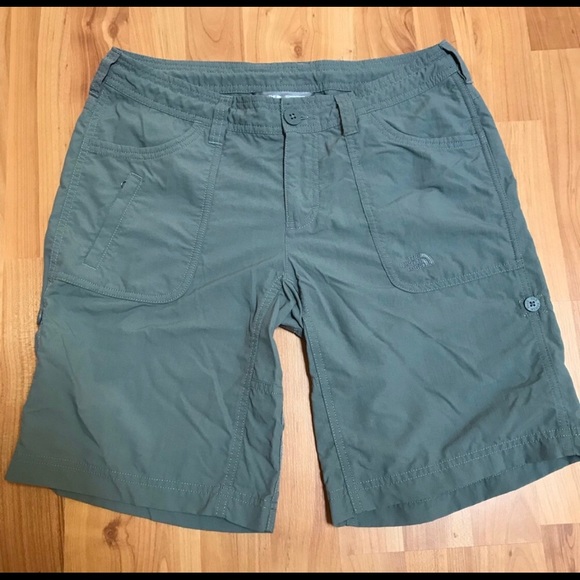 The North Face Shorts - Picture 3 of 6